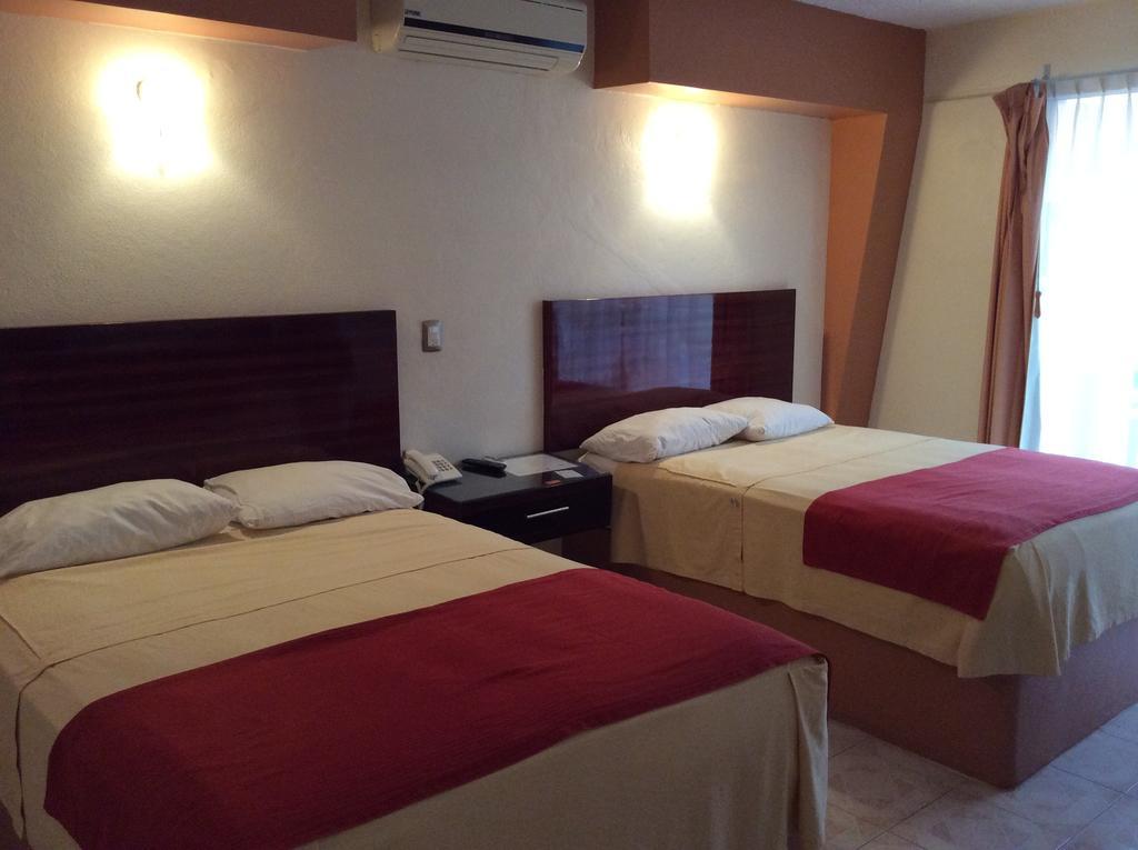 Hotel La Media Luna Inn Huejutla de Reyes Pokoj fotografie